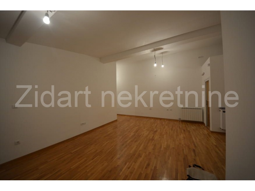 Квартира, 688 м², 138 000$ — FAKTOR